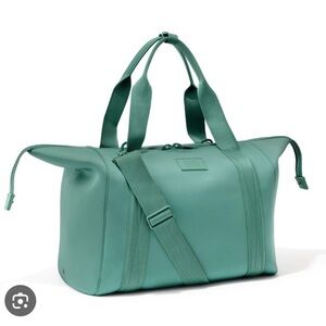Dagne Dover Landon duffle bag. Size Large in Liberty